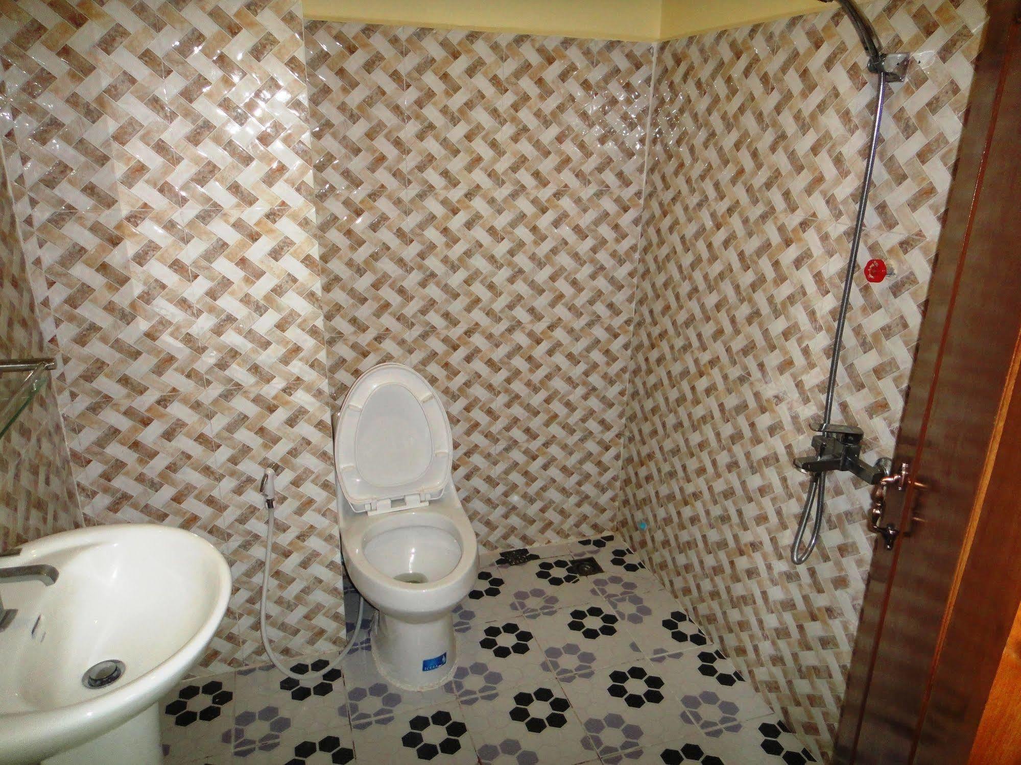 Borey Vatanac Guesthouse Kampot Luaran gambar