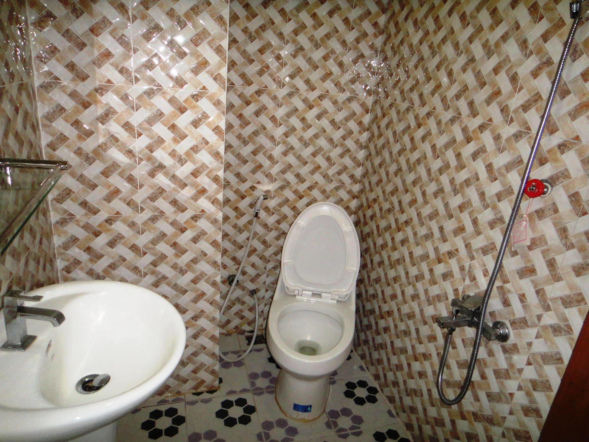 Borey Vatanac Guesthouse Kampot Luaran gambar